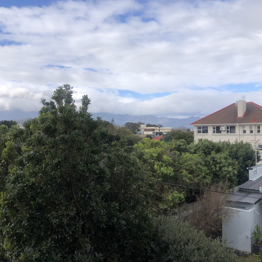 1 Bedroom Property for Sale in Lochnerhof Western Cape